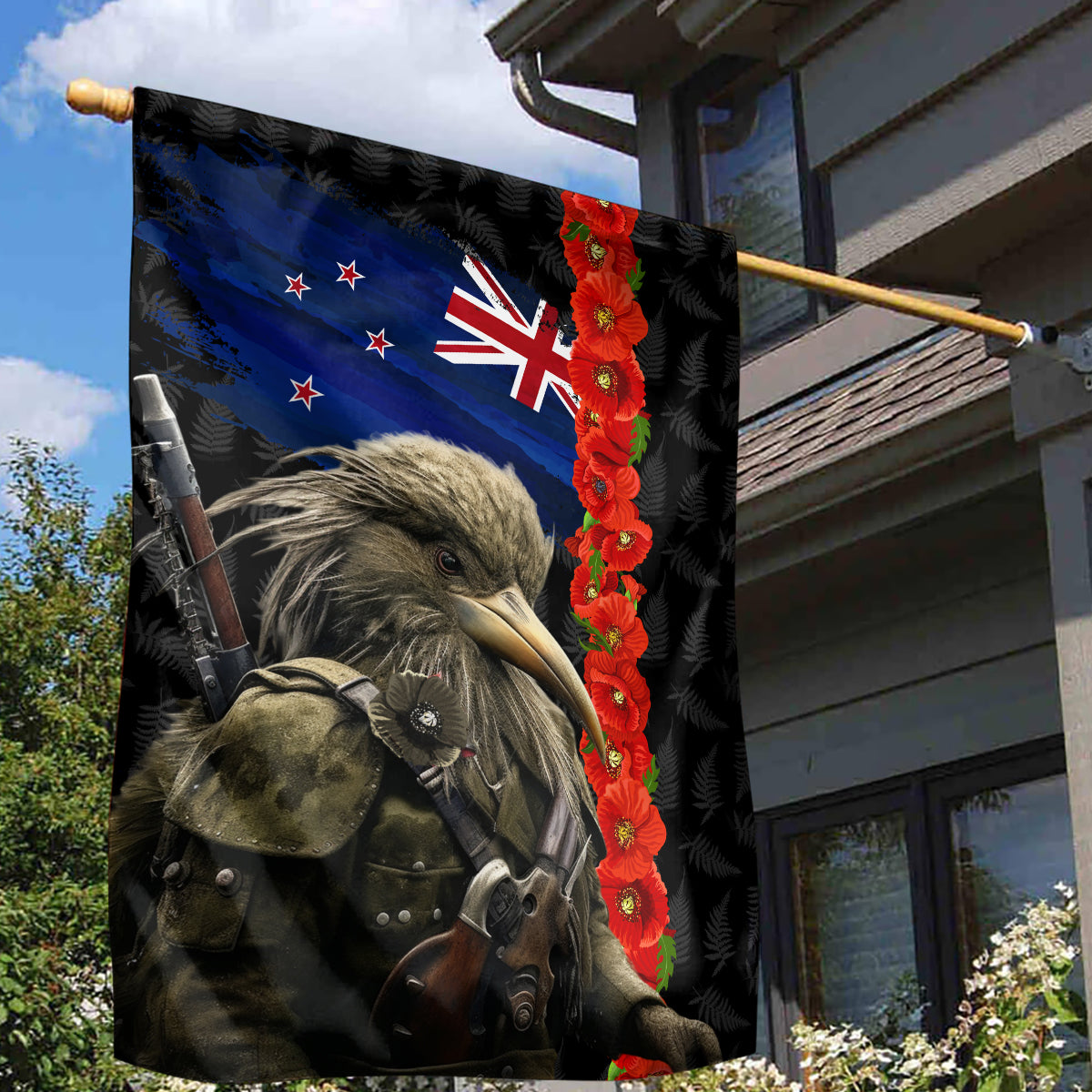 New Zealand Kiwi Soldier ANZAC Garden Flag Red Poppy Flower and Silver Fern Pattern