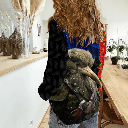New Zealand Kiwi Soldier ANZAC Women Casual Shirt Red Poppy Flower and Silver Fern Pattern