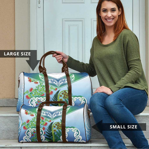 Aotearoa New Zealand Natural Plants Travel Bag Pohutukawa with Silver Ferns Koru Frond Maori Tattoos