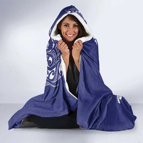 New Zealand Sea Animals with Maori Tribal Tattoo Hooded Blanket Blue Color