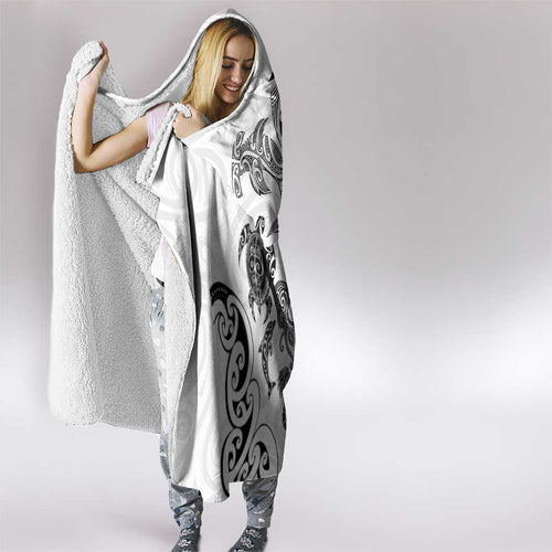 New Zealand Sea Animals with Maori Tribal Tattoo Hooded Blanket White Color