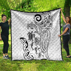 New Zealand Sea Animals with Maori Tribal Tattoo Quilt White Color