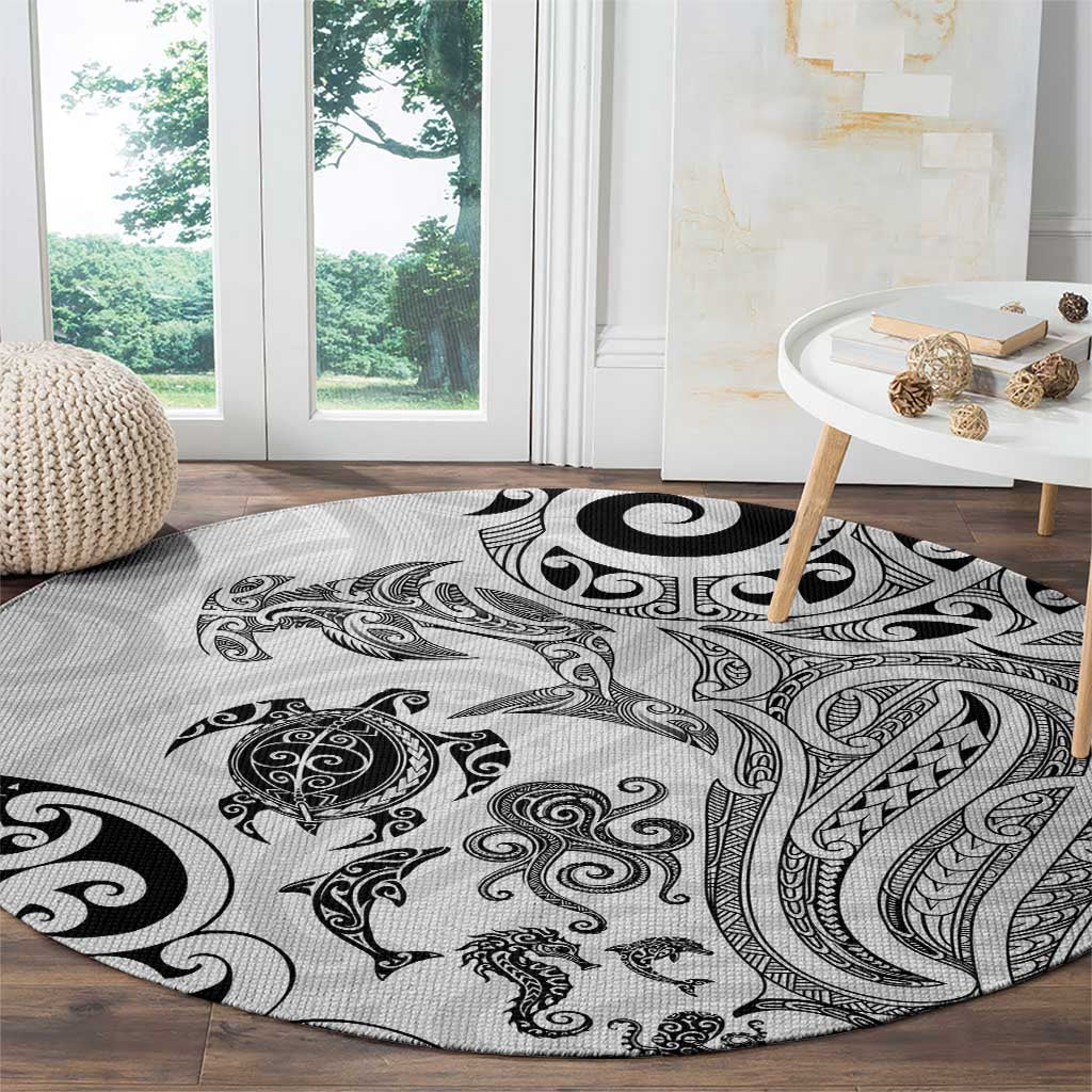 New Zealand Sea Animals with Maori Tribal Tattoo Round Carpet White Color