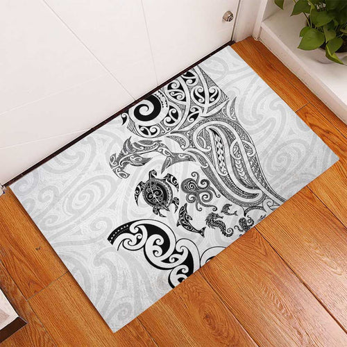 New Zealand Sea Animals with Maori Tribal Tattoo Rubber Doormat White Color
