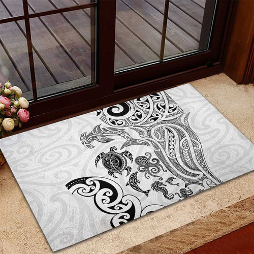 New Zealand Sea Animals with Maori Tribal Tattoo Rubber Doormat White Color