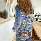 New Zealand Auckland Women Casual Shirt Auckland's Flag and Coat of Arms - Koru Art Maori Pattern