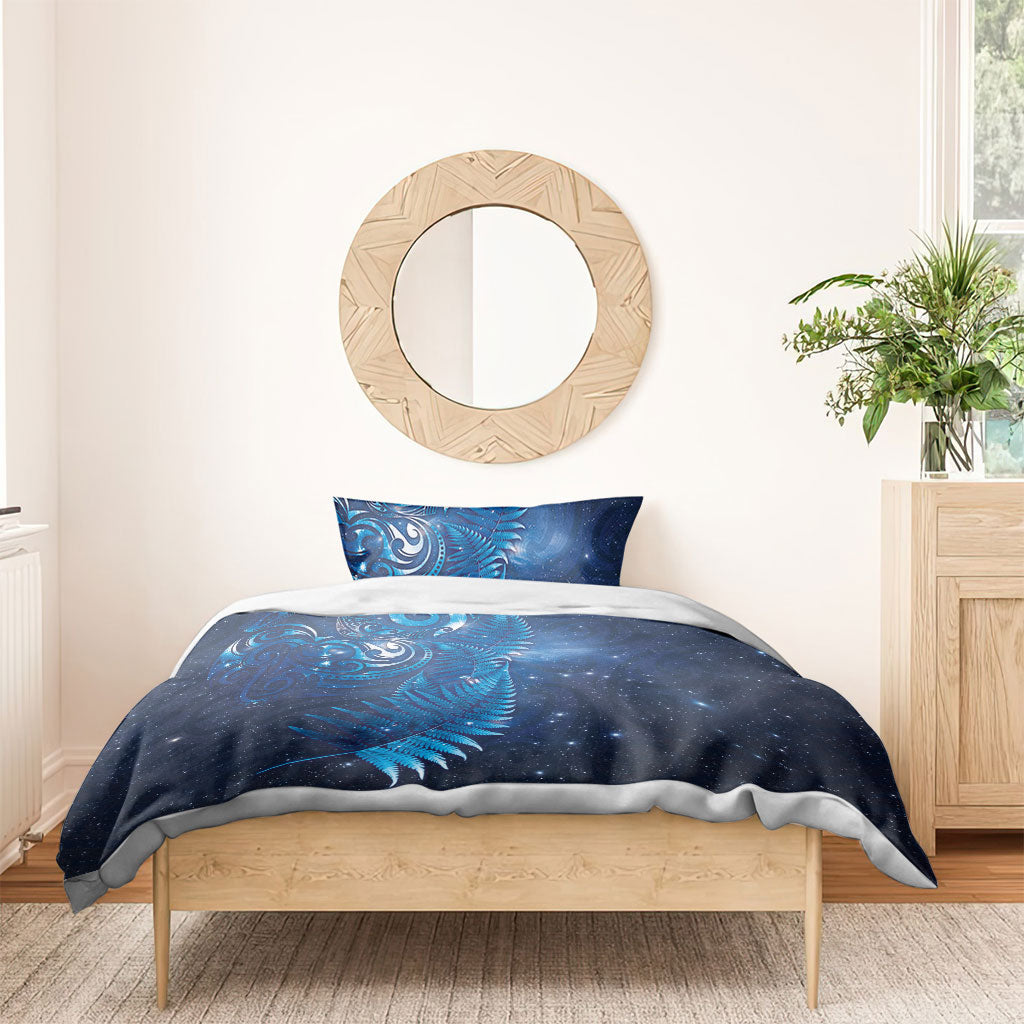 Aotearoa New Zealand New Year Bedding Set Tribal Koru Tattoo Blue Galaxy Maori Silver Fern