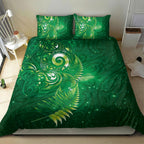 Aotearoa New Zealand New Year Bedding Set Tribal Koru Tattoo Green Galaxy Maori Silver Fern