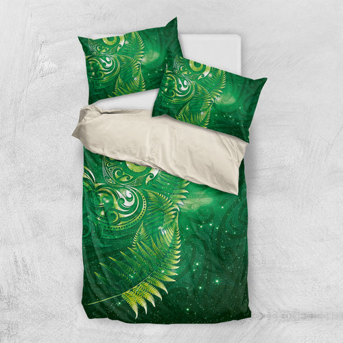 Aotearoa New Zealand New Year Bedding Set Tribal Koru Tattoo Green Galaxy Maori Silver Fern