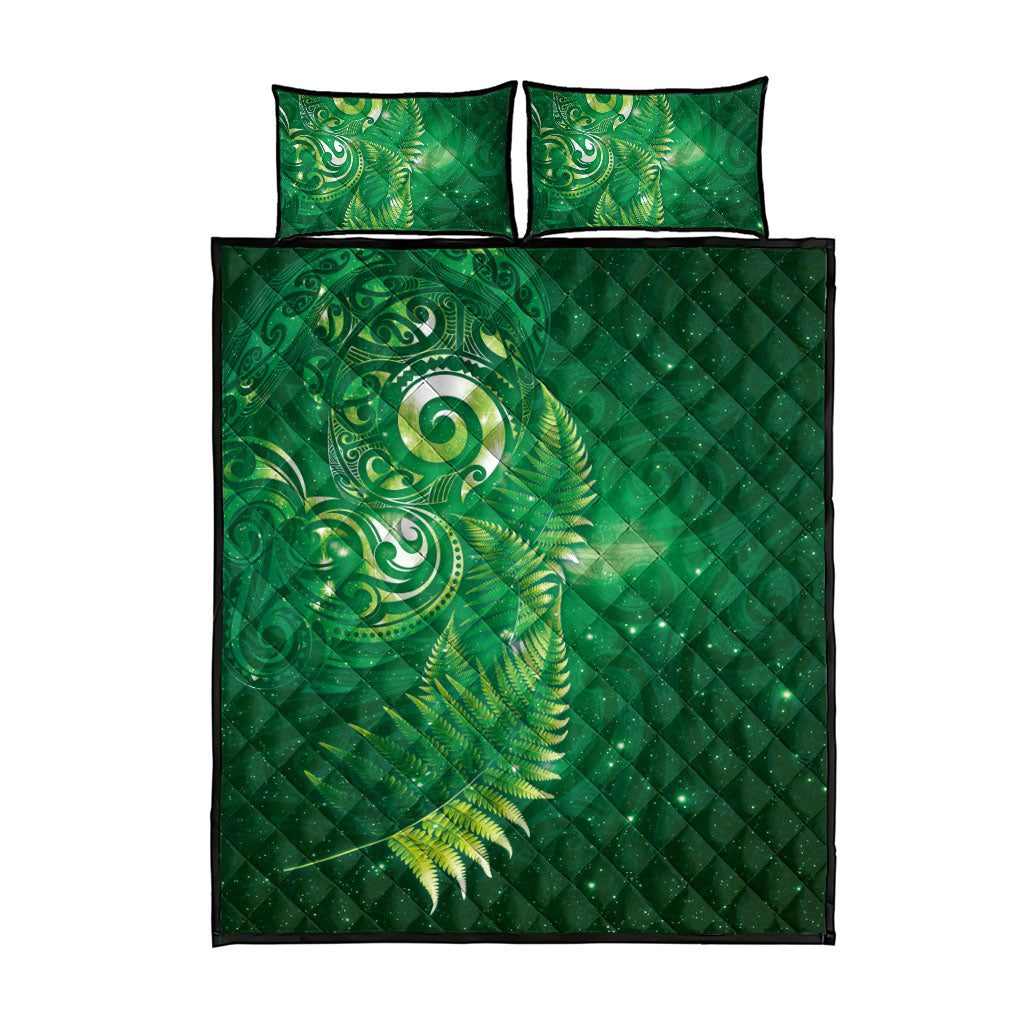 Aotearoa New Zealand New Year Quilt Bed Set Tribal Koru Tattoo Green Galaxy Maori Silver Fern