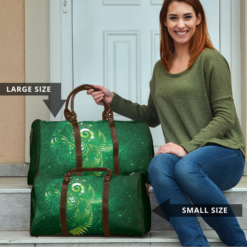 Aotearoa New Zealand New Year Travel Bag Tribal Koru Tattoo Green Galaxy Maori Silver Fern