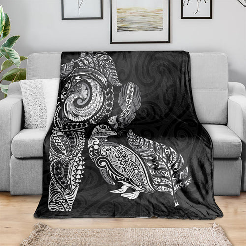Aotearoa Moko Tribal Tattoo Blanket New Zealand Maori Penguin and Fantail Black Color