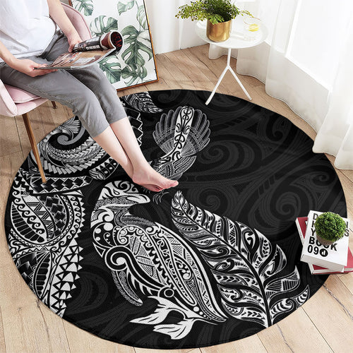 Aotearoa Moko Tribal Tattoo Round Carpet New Zealand Maori Penguin and Fantail Black Color