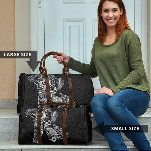 Aotearoa Moko Tribal Tattoo Travel Bag New Zealand Maori Penguin and Fantail Black Color