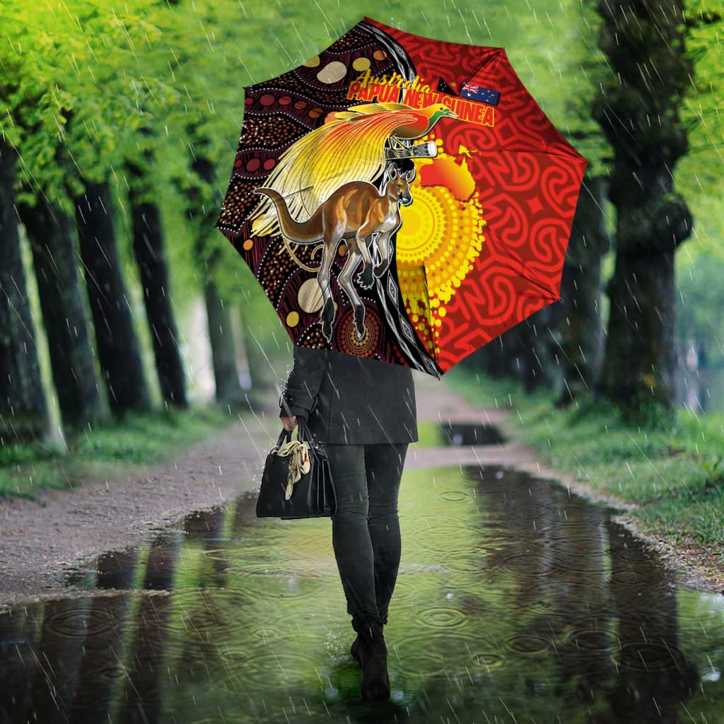 Australia and Papua New Guinea Together Umbrella Bird-of-paradise and Kangaroo with Oro Tapa and Aboriginal Art Motifs - Aussie Hoodie