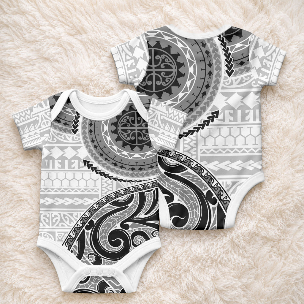 New Zealand White Maori Koru Simple Style Baby Onesie