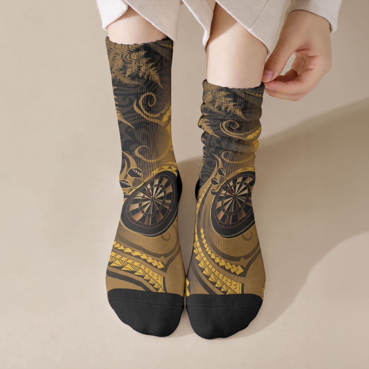 New Zealand Gold Darts Crew Socks Maori Fern Curve Style