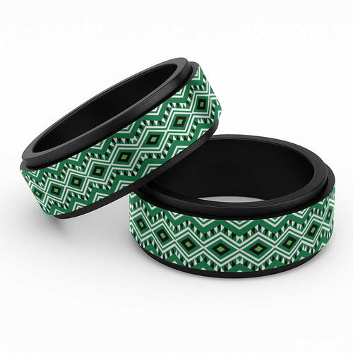 New Zealand Aotearoa Spinner Ring Green Taniko Art Maori Pattern