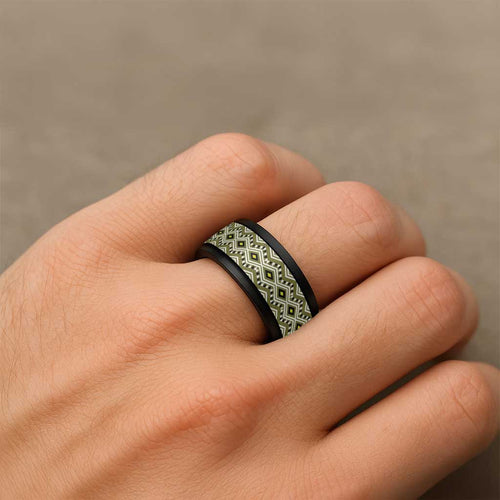 New Zealand Aotearoa Spinner Ring Yellow Taniko Art Maori Pattern