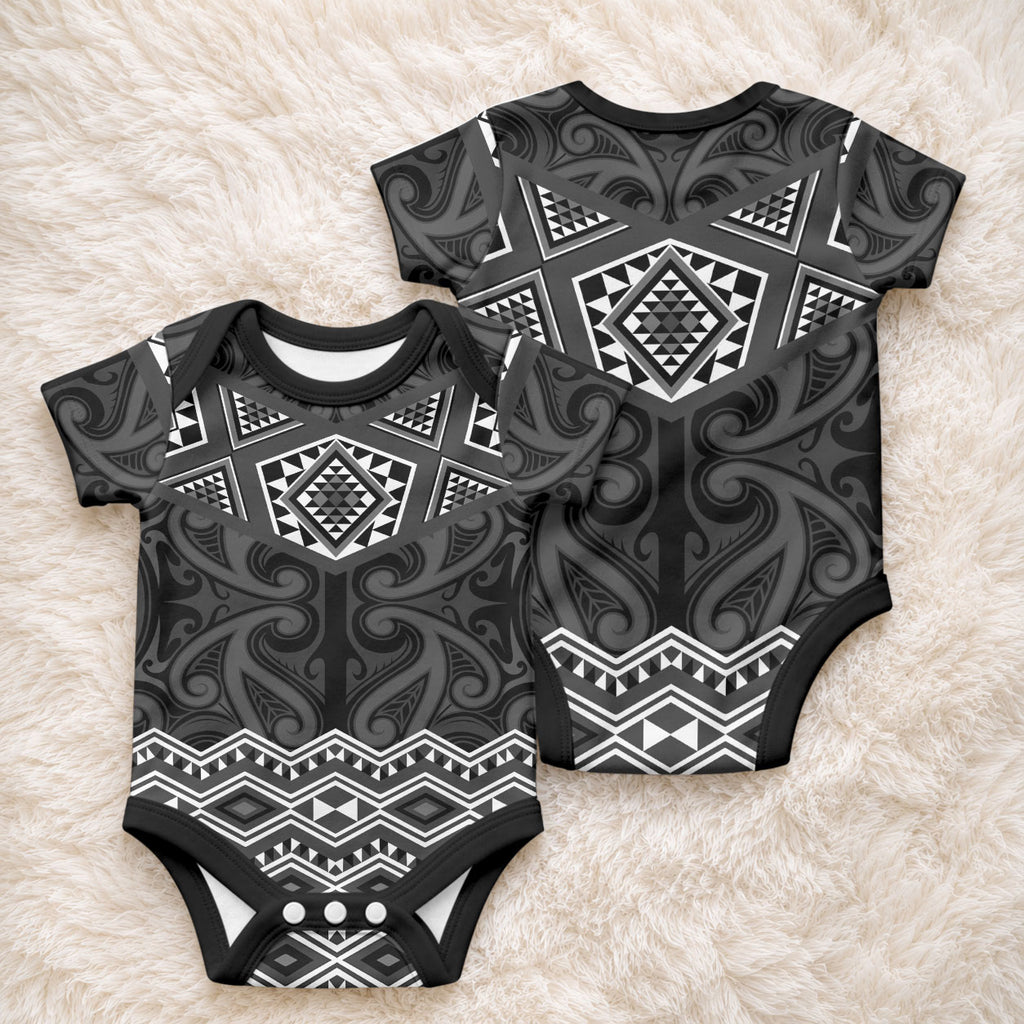New Zealand Aotearoa Baby Onesie Black Taniko Art Maori Pattern