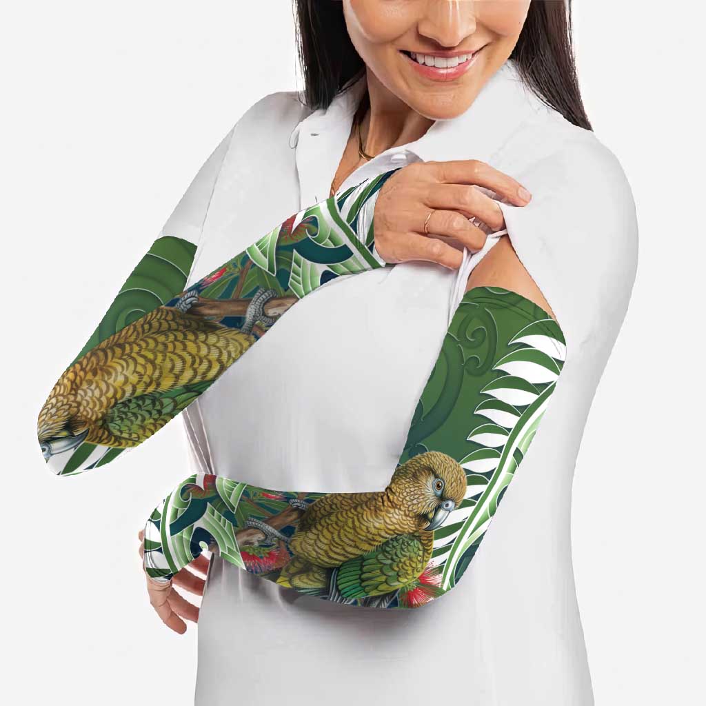 New Zealand Kea Bird Arm Sleeves With Maori Koru Fern - Aussie Hoodie