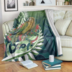 New Zealand Kea Bird Blanket With Maori Koru Fern - Aussie Hoodie