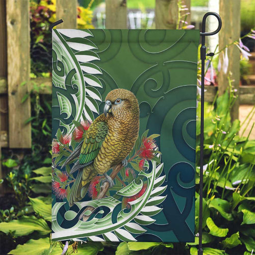 New Zealand Kea Bird Garden Flag With Maori Koru Fern - Aussie Hoodie