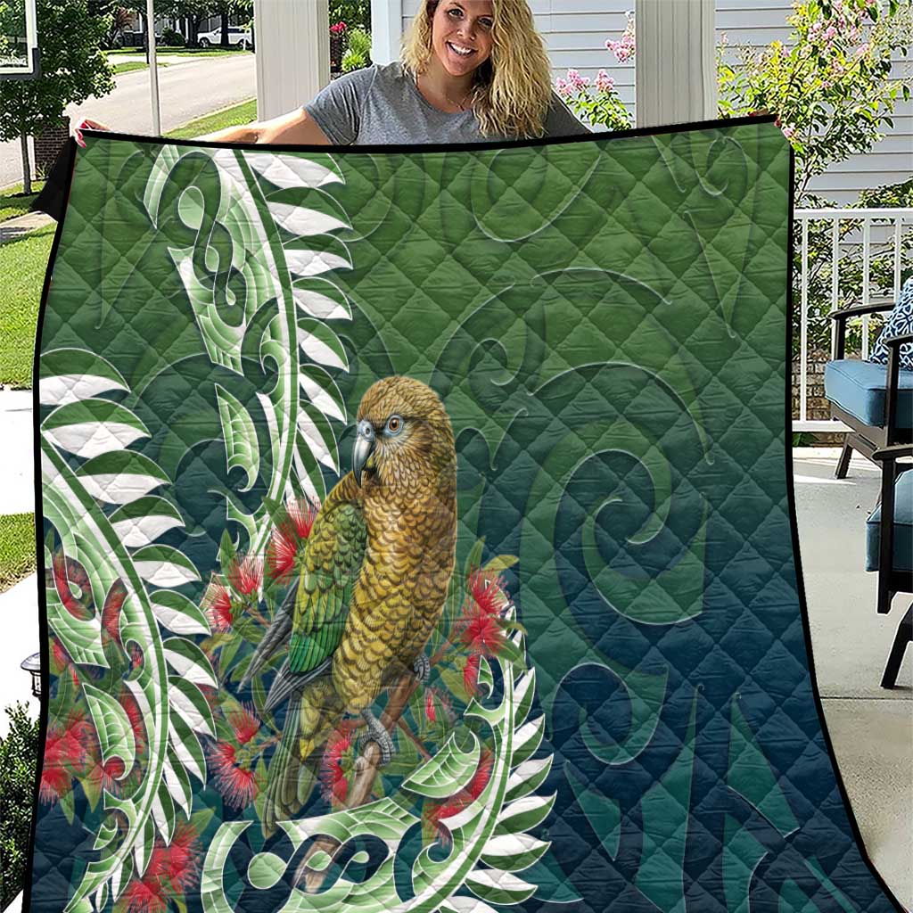 New Zealand Kea Bird Quilt With Maori Koru Fern - Aussie Hoodie