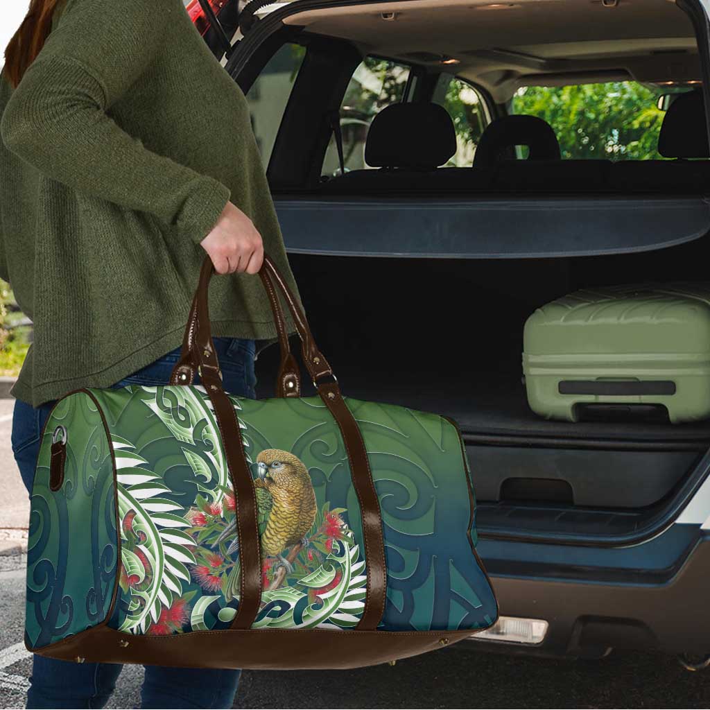 New Zealand Kea Bird Travel Bag With Maori Koru Fern - Aussie Hoodie
