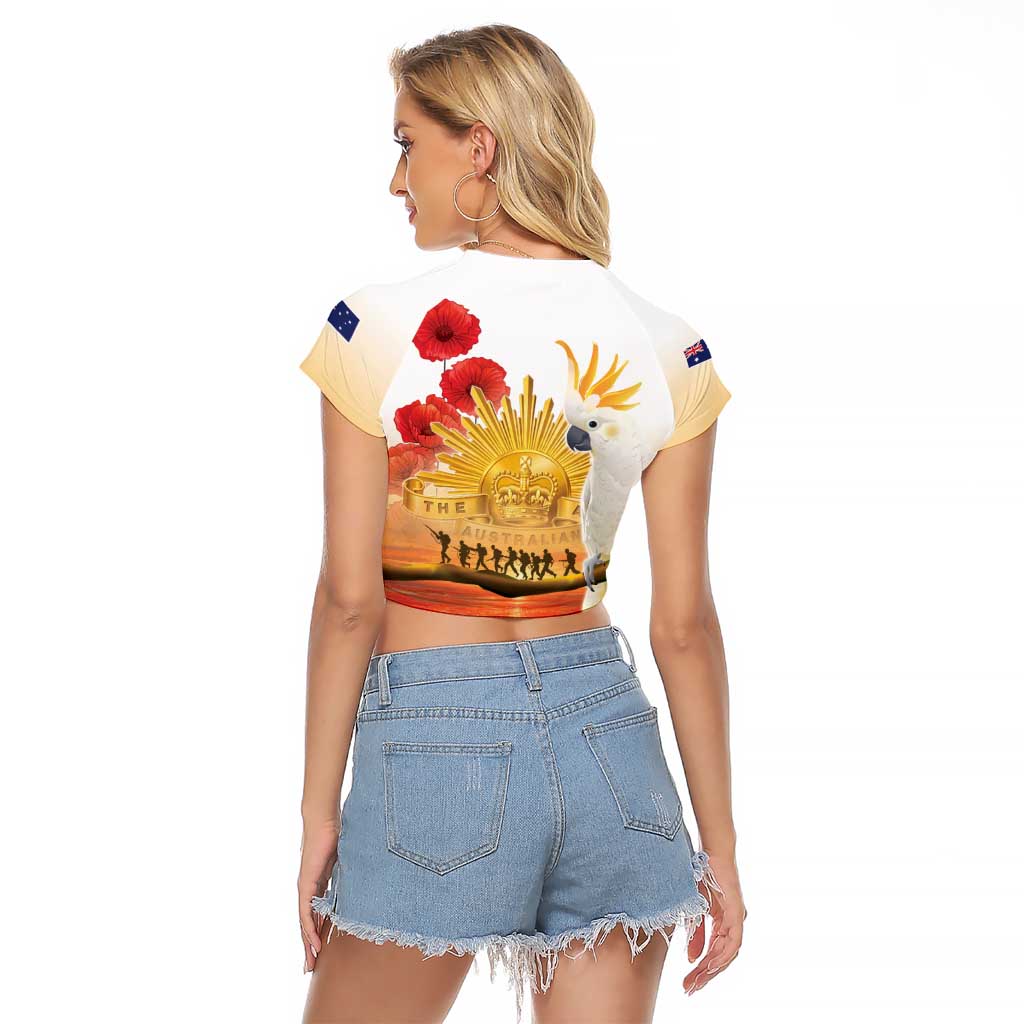 Australia Cockatoo ANZAC Day Raglan Cropped T Shirt Lest We Forget
