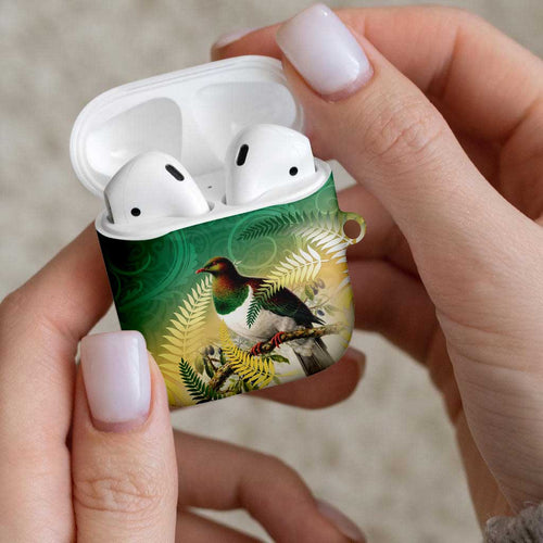 New Zealand Pigeon Kereru AirPods Case Maori Fern Art Green Gradient - Aussie Hoodie