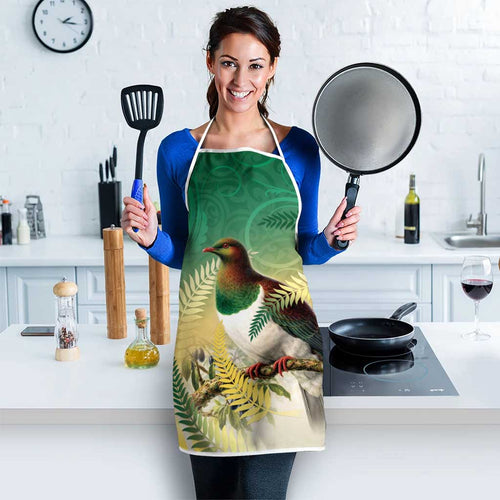 New Zealand Pigeon Kereru Apron Maori Fern Art Green Gradient - Aussie Hoodie