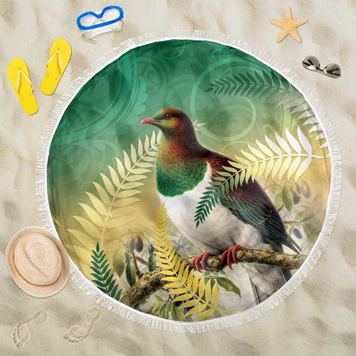 New Zealand Pigeon Kereru Beach Blanket Maori Fern Art Green Gradient - Aussie Hoodie