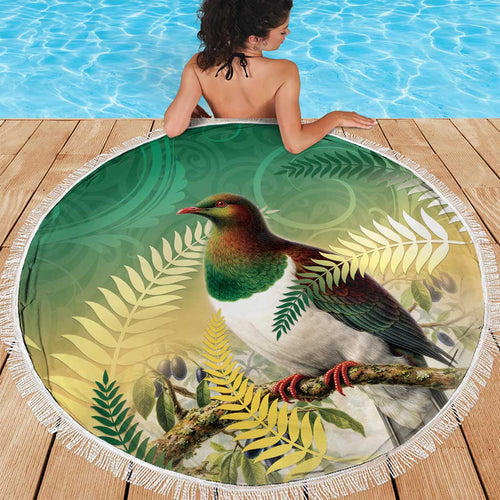 New Zealand Pigeon Kereru Beach Blanket Maori Fern Art Green Gradient - Aussie Hoodie