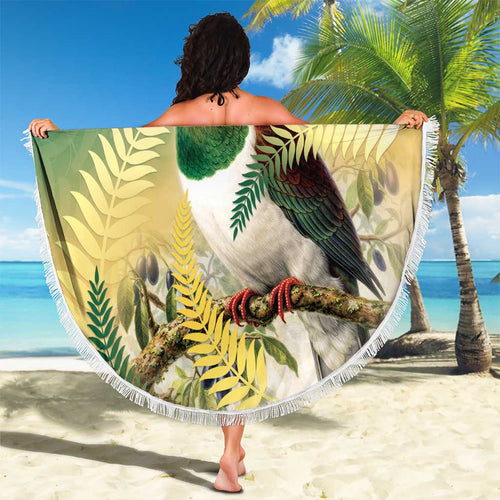 New Zealand Pigeon Kereru Beach Blanket Maori Fern Art Green Gradient - Aussie Hoodie