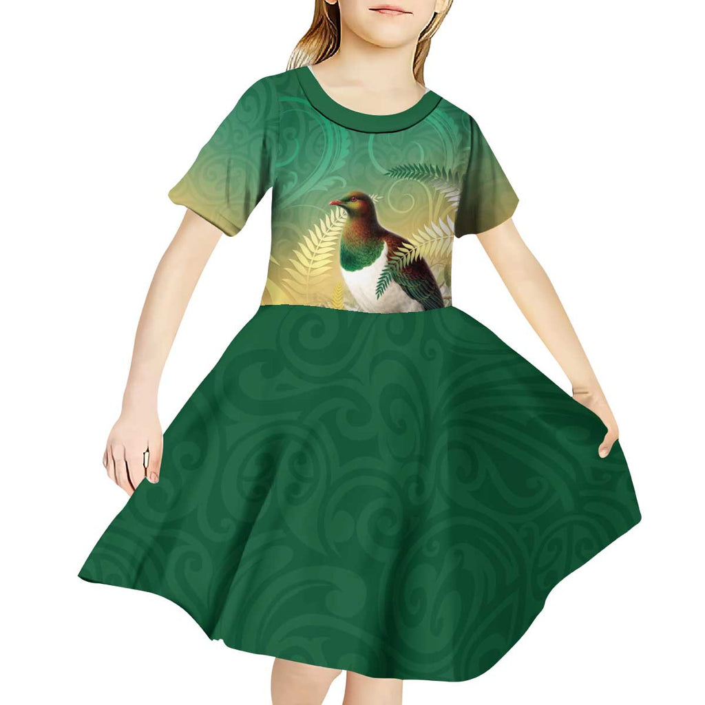 New Zealand Pigeon Kereru Kid Short Sleeve Dress Maori Fern Art Green Gradient - Aussie Hoodie