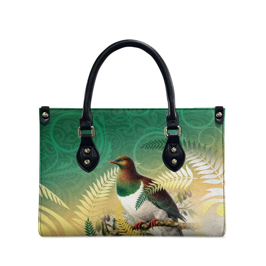New Zealand Pigeon Kereru Leather Bag Maori Fern Art Green Gradient - Aussie Hoodie