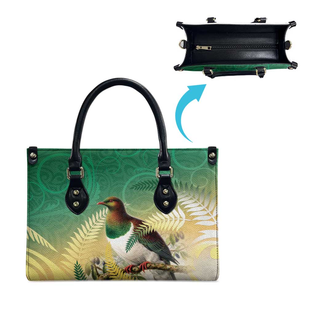 New Zealand Pigeon Kereru Leather Bag Maori Fern Art Green Gradient - Aussie Hoodie