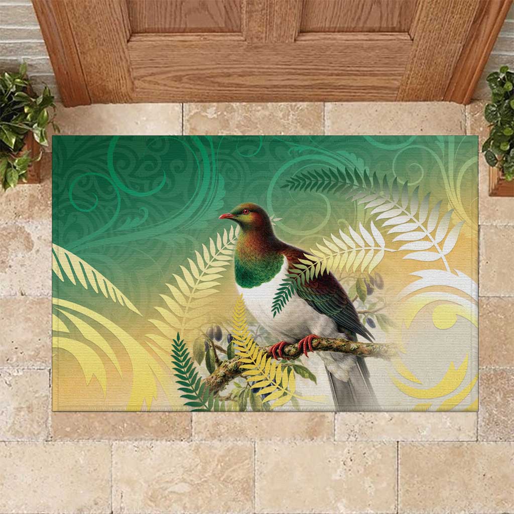 New Zealand Pigeon Kereru Rubber Doormat Maori Fern Art Green Gradient - Aussie Hoodie