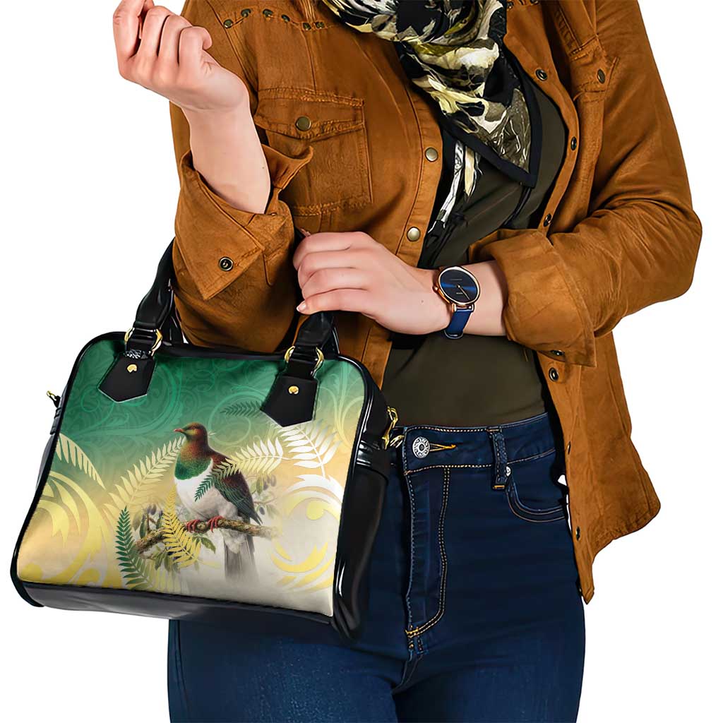 New Zealand Pigeon Kereru Shoulder Handbag Maori Fern Art Green Gradient - Aussie Hoodie