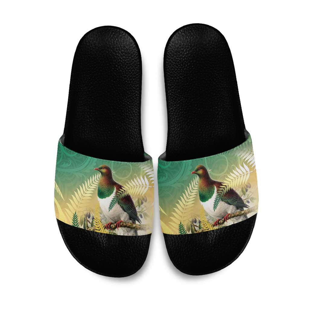 New Zealand Pigeon Kereru Slide Sandals Maori Fern Art Green Gradient - Aussie Hoodie