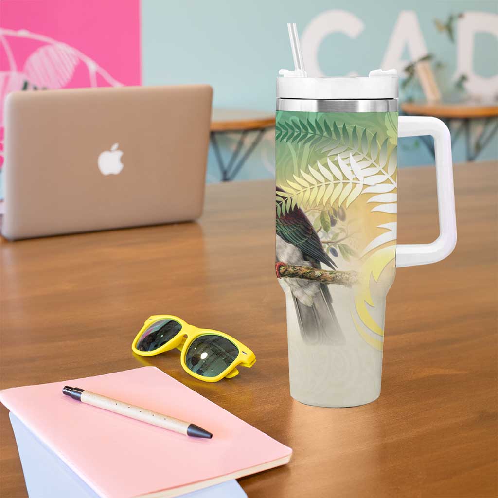 New Zealand Pigeon Kereru Tumbler With Handle Maori Fern Art Green Gradient - Aussie Hoodie