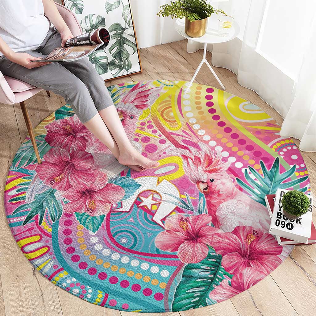 Australia Indigenous NAIDOC Week With Cockatoos Round Carpet