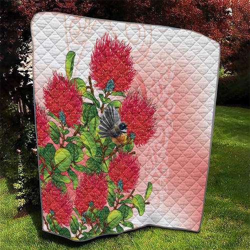 New Zealand Fantail Quilt Maori Koru With Pohutukawa Flowers - Aussie Hoodie