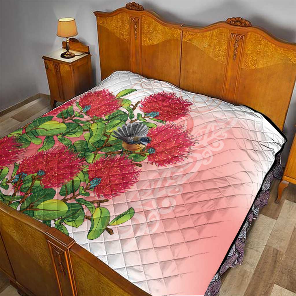 New Zealand Fantail Quilt Maori Koru With Pohutukawa Flowers - Aussie Hoodie