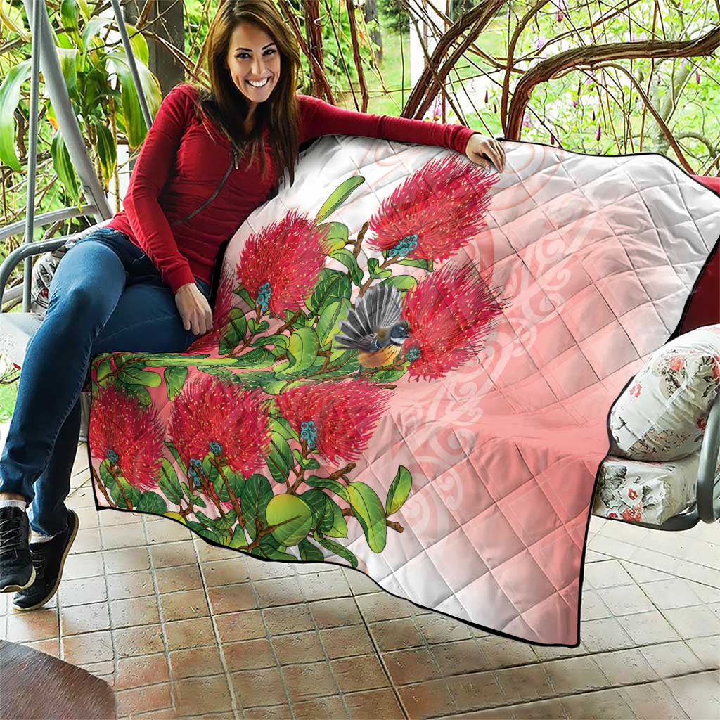 New Zealand Fantail Quilt Maori Koru With Pohutukawa Flowers - Aussie Hoodie