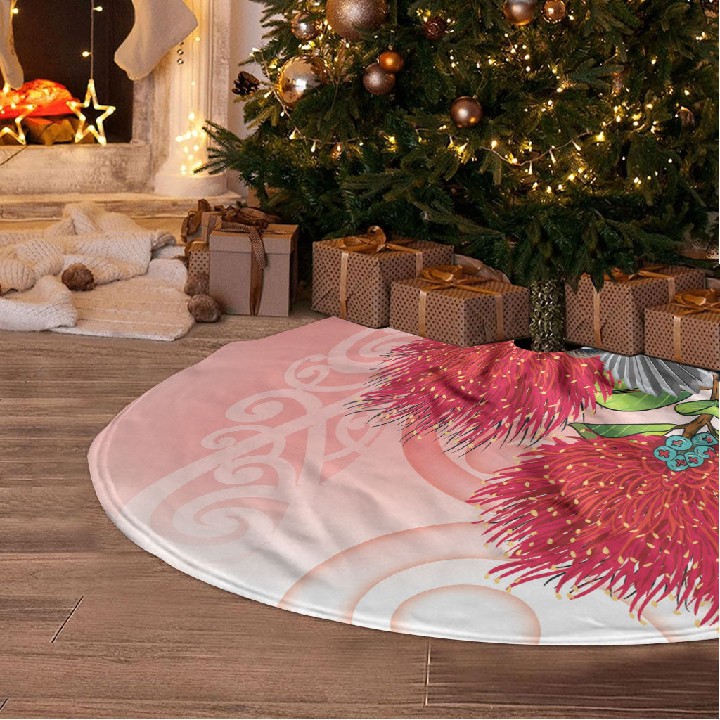 New Zealand Fantail Tree Skirt Maori Koru With Pohutukawa Flowers