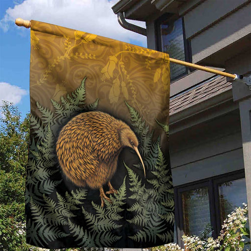 New Zealand Kiwi Bird Garden Flag Silver Fern Mix Maori Pattern
