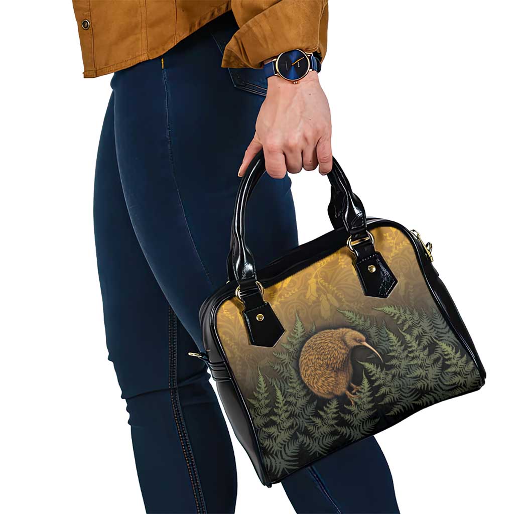 New Zealand Kiwi Bird Shoulder Handbag Silver Fern Mix Maori Pattern