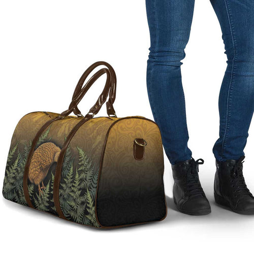 New Zealand Kiwi Bird Travel Bag Silver Fern Mix Maori Pattern